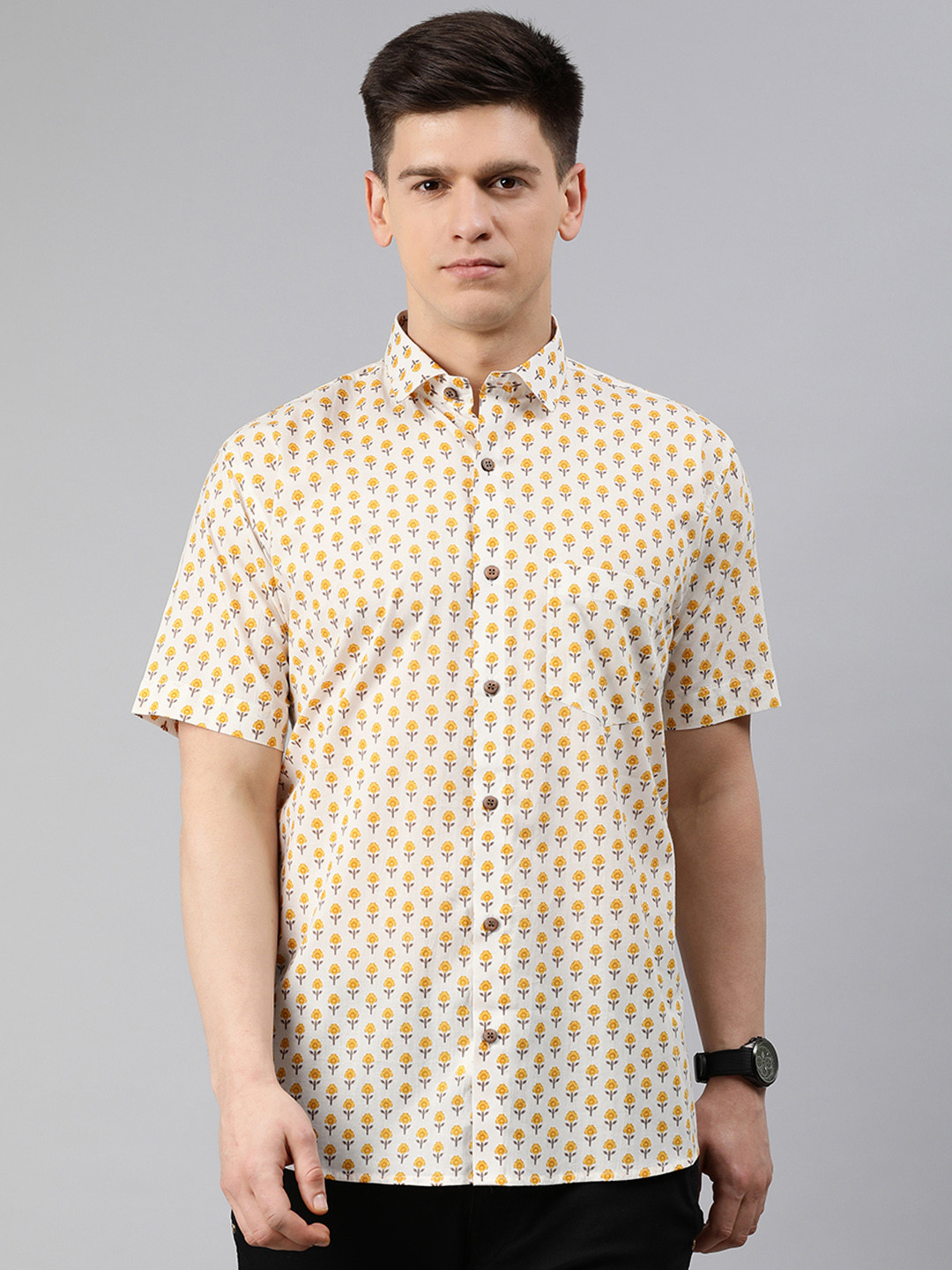 

MILLENNIAL MEN Men Off-White & Yellow Regular Fit Floral Printed Casual Shirt