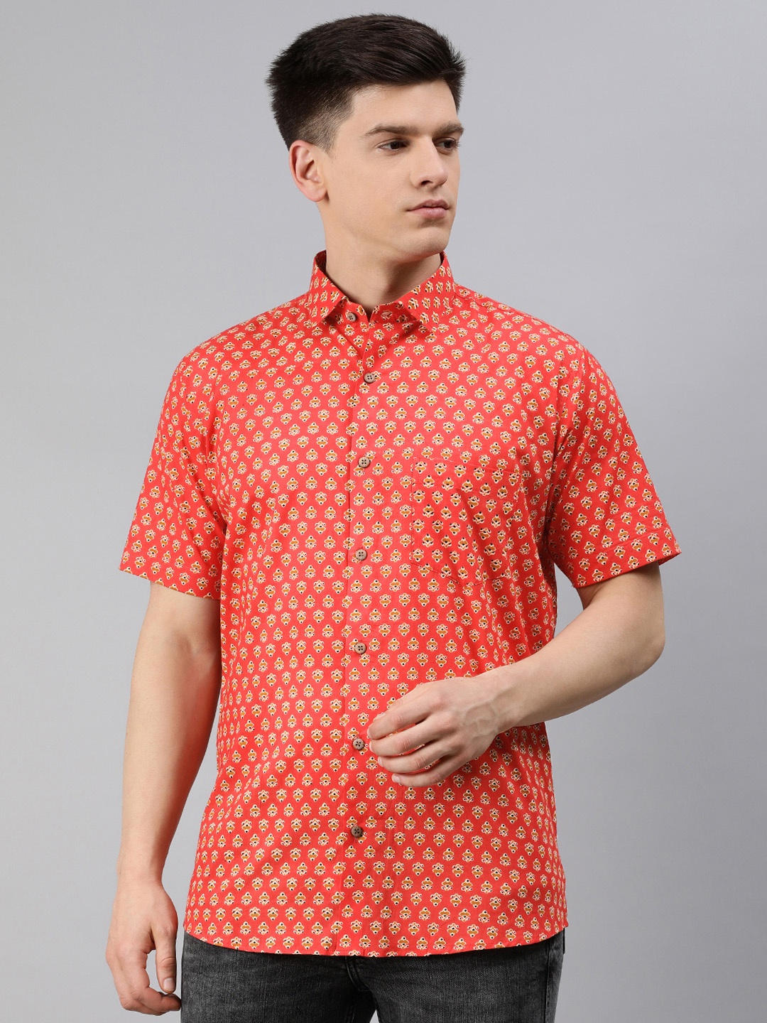 

MILLENNIAL MEN Red Printed Pure Cotton Regular Fit Casual Shirt