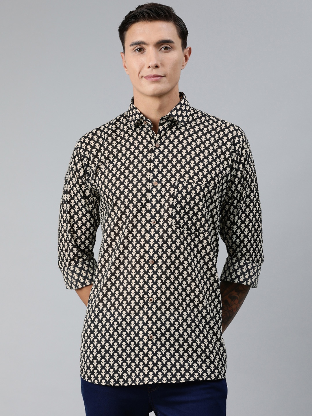 

MILLENNIAL MEN Black & Cream-Coloured Regular Fit Printed Casual Shirt