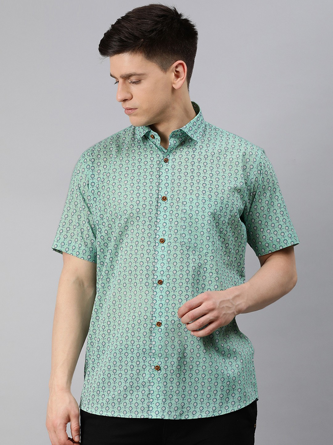 

MILLENNIAL MEN Sea Green Comfort Regular Fit Floral Print Pure Cotton Casual Shirt
