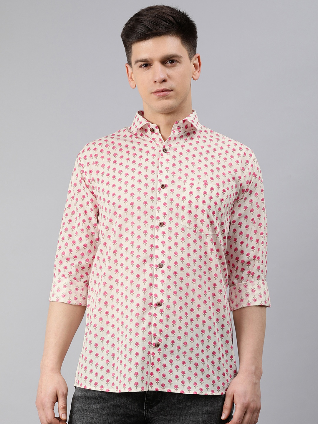 

MILLENNIAL MEN Men Off-White & Pink Regular Fit Printed Casual Shirt