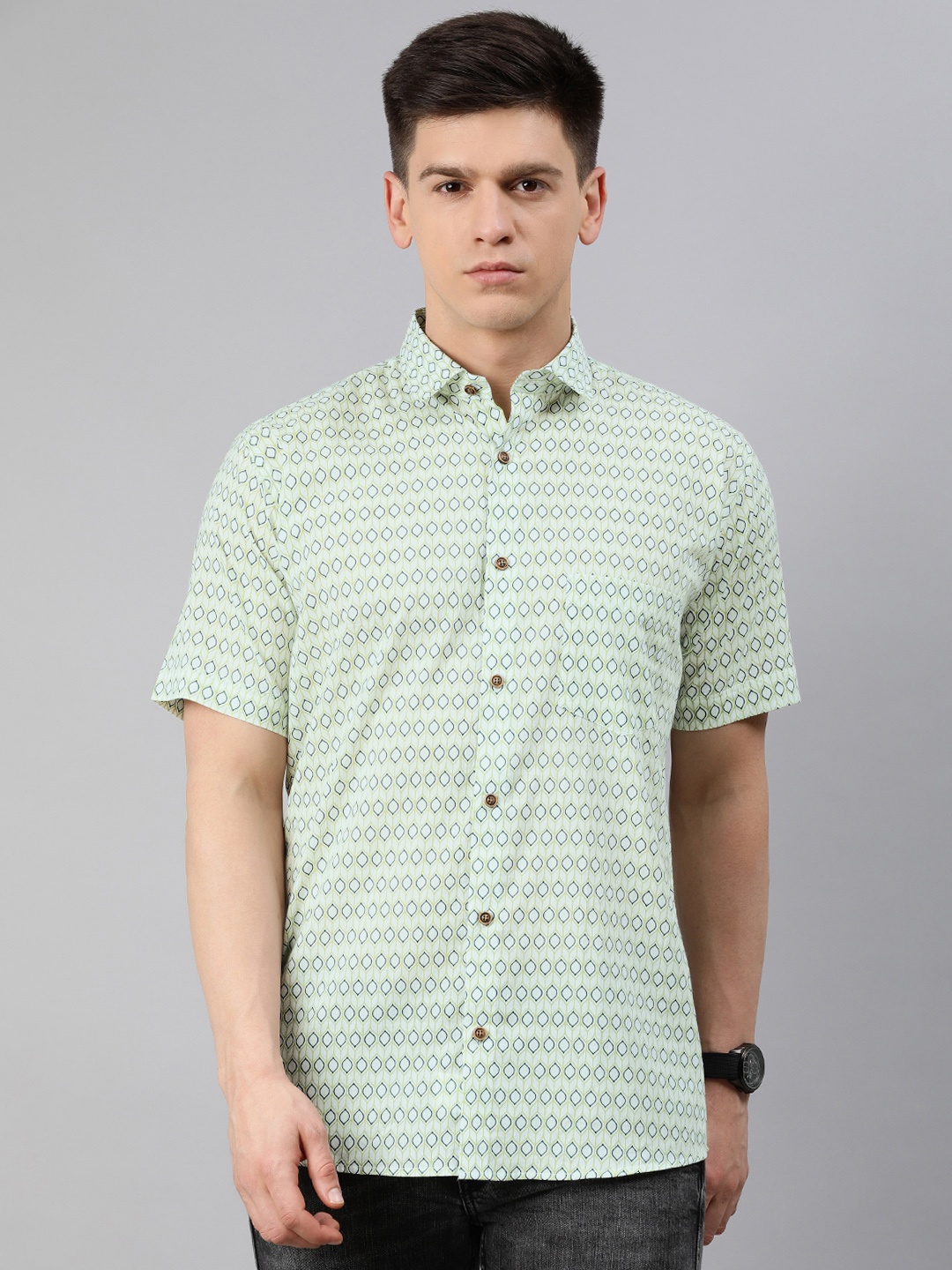 

MILLENNIAL MEN White & Green Printed Pure Cotton Regular Fit Casual Shirt