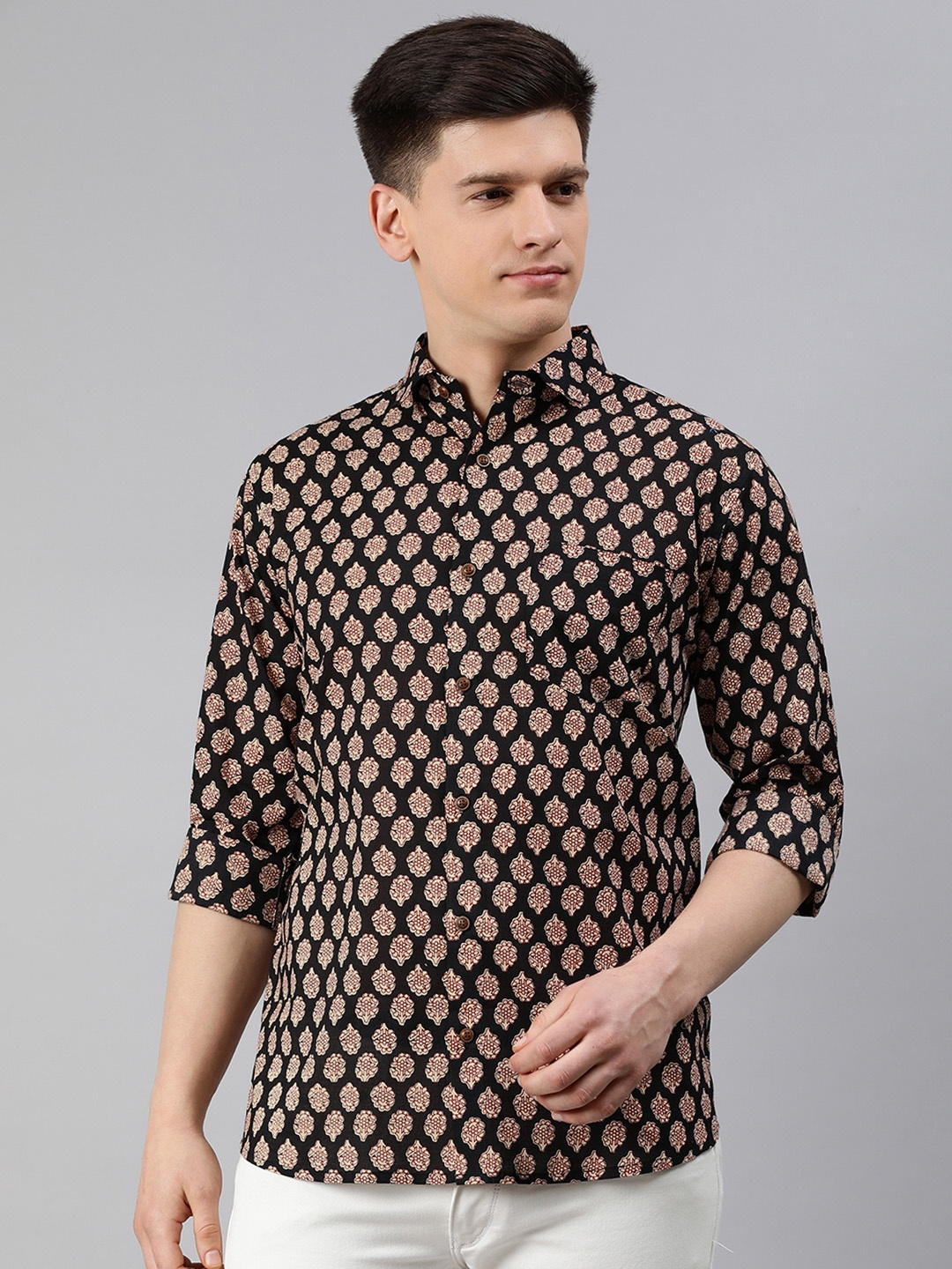 

MILLENNIAL MEN Men Black & Rust Red Regular Fit Printed Casual Shirt