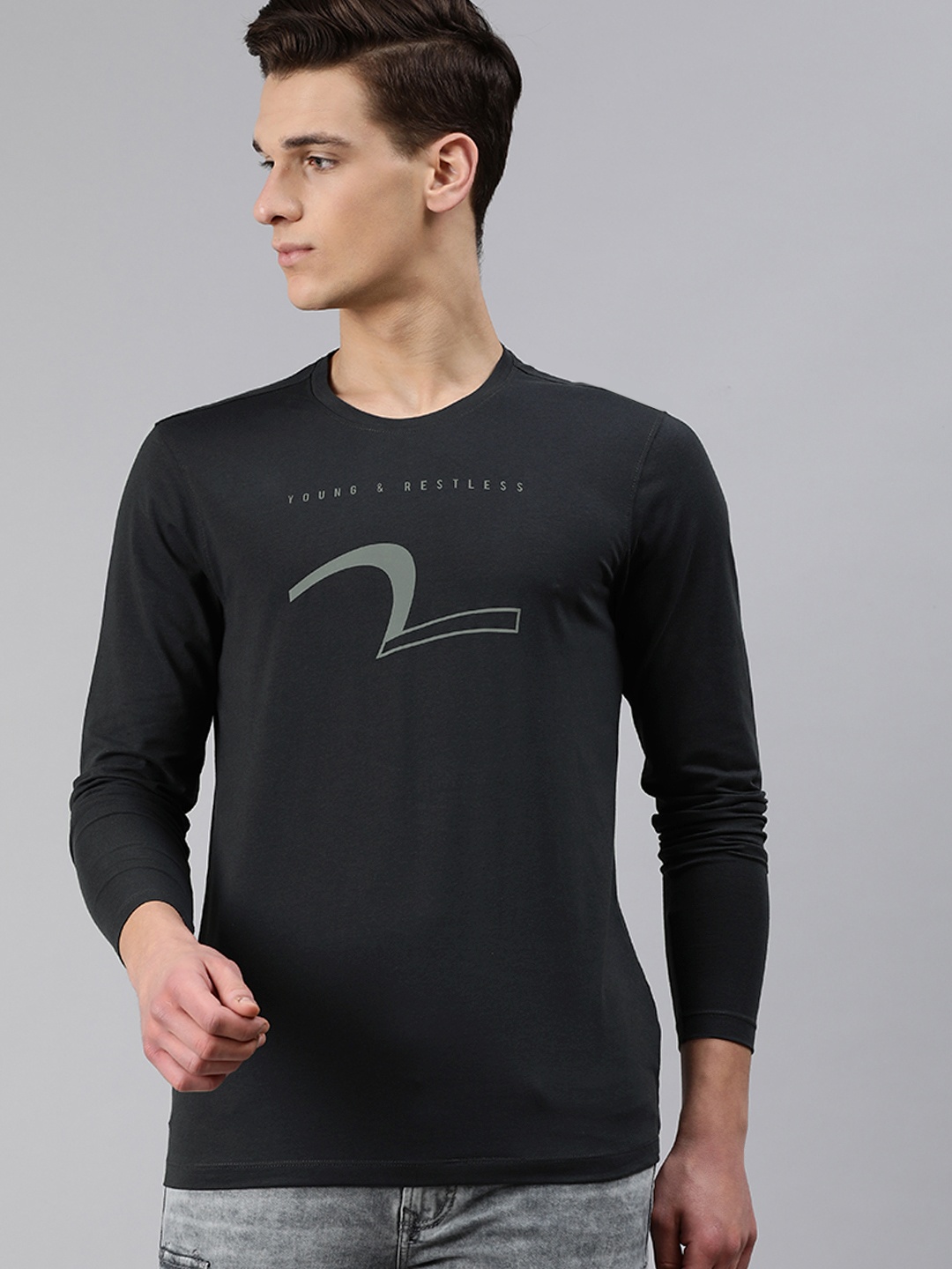 

SPYKAR Men Charcoal Grey Printed Round Neck T-shirt