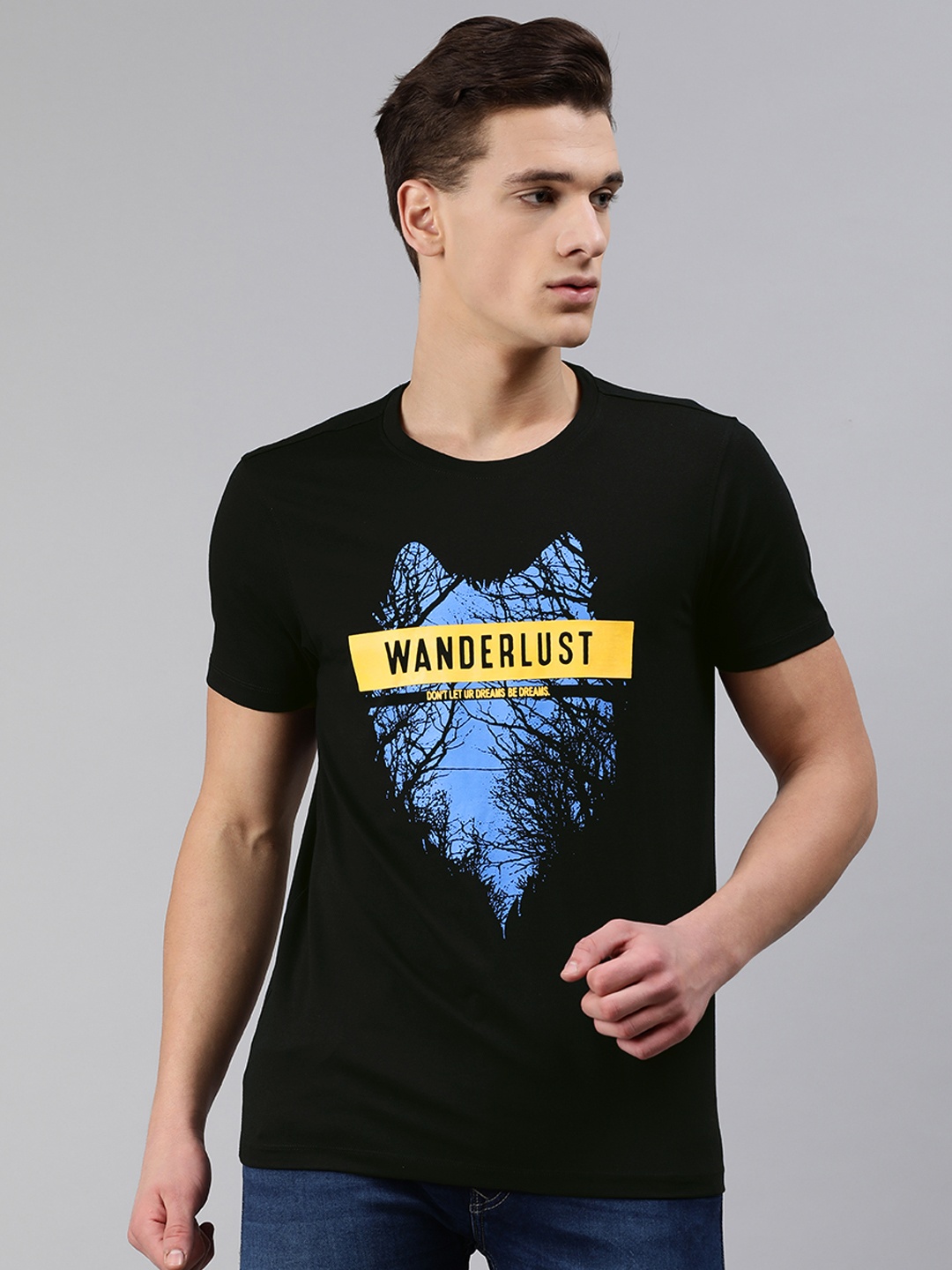 

SPYKAR Men Black Printed Round Neck T-shirt