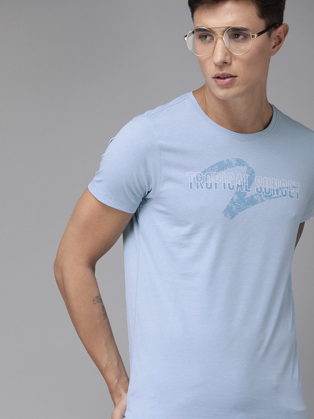 

SPYKAR Men Blue Printed Round Neck T-shirt
