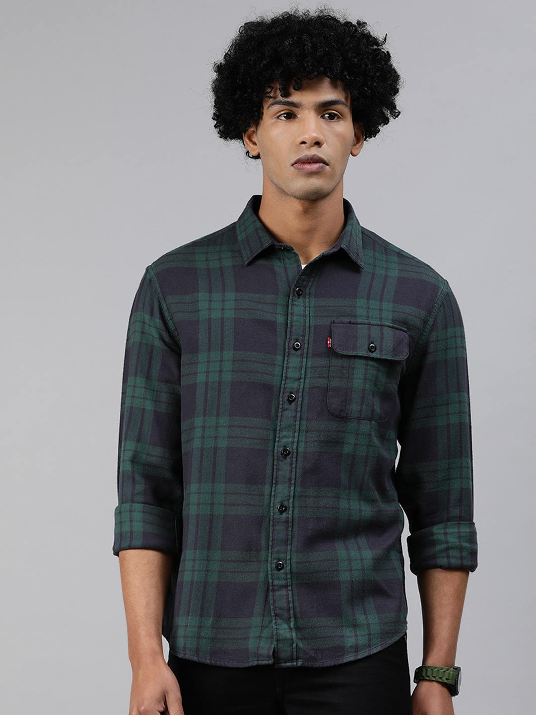 

Levis Men Green & Navy Blue Slim Fit Checked Casual Shirt