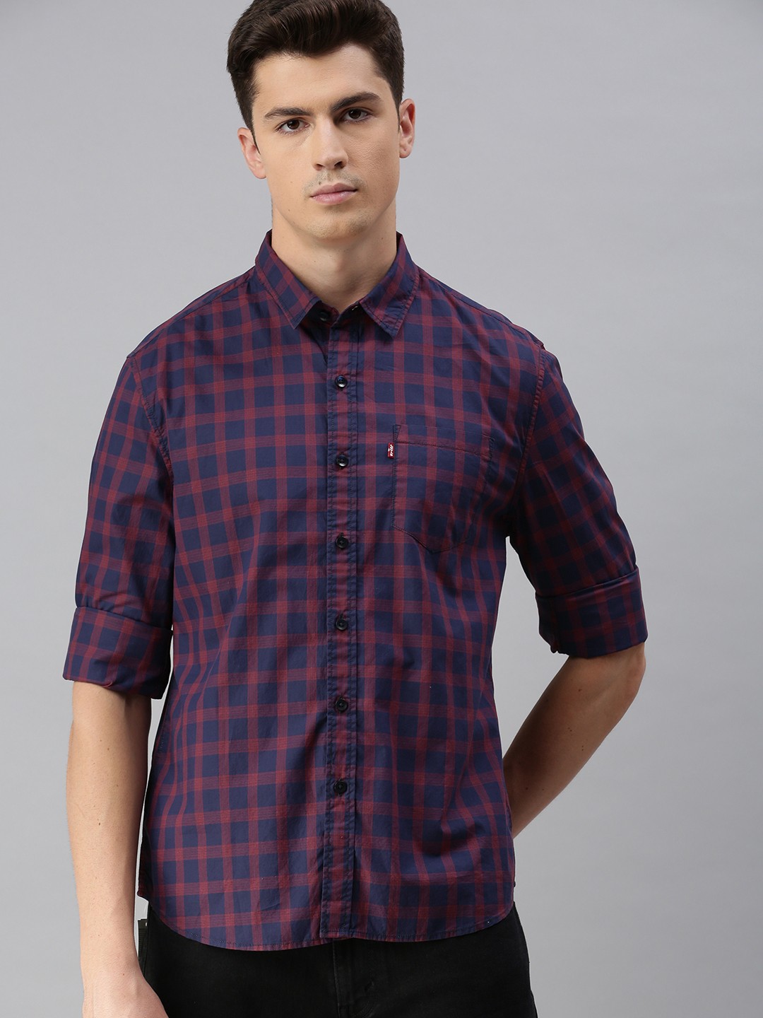 

Levis Men Blue & Red Slim Fit Checked Casual Shirt