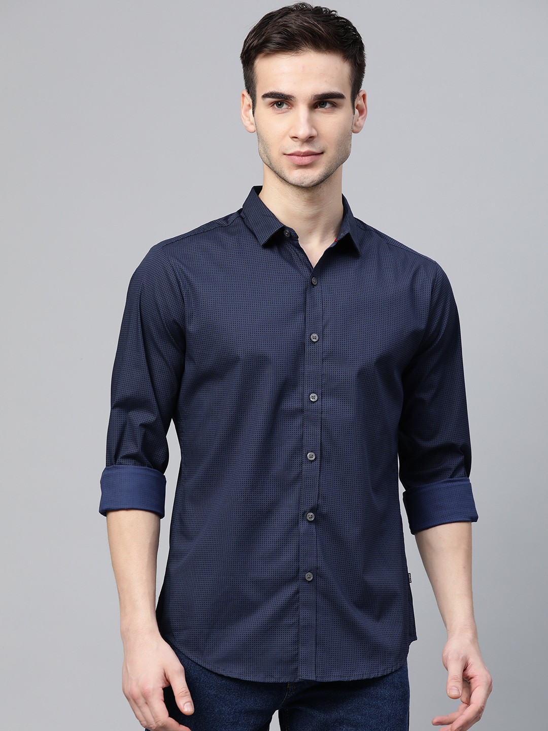 

Levis Men Navy Blue Slim Fit Micro Checked Casual Shirt