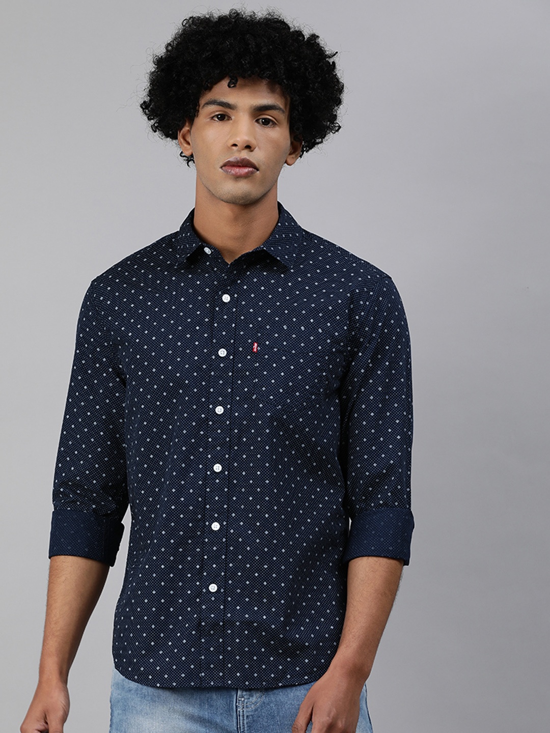 

Levis Men Navy Blue & White Slim Fit Printed Casual Shirt