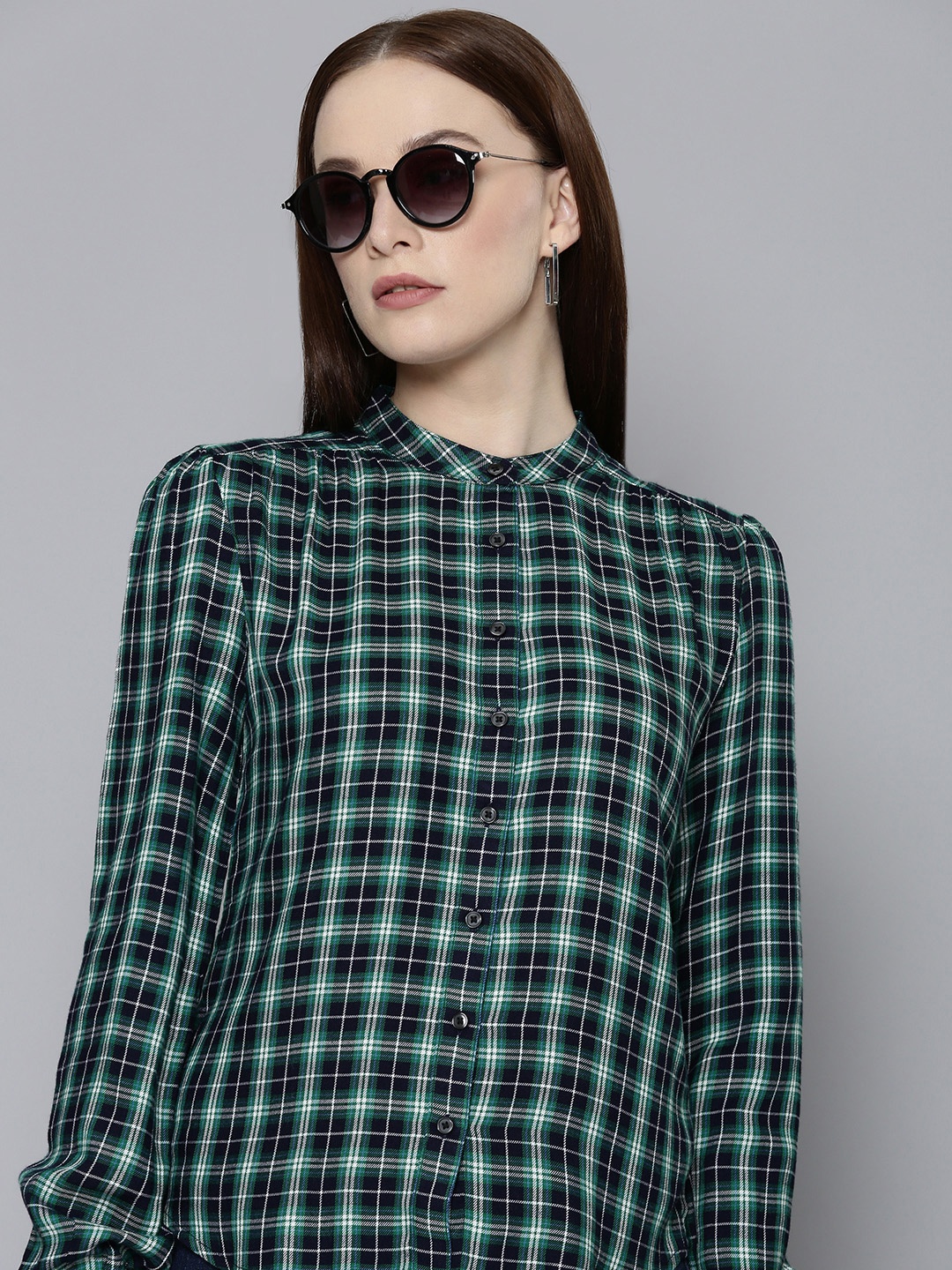 

Levis Band Collar Regular Fit Checked Casual Shirt, Blue