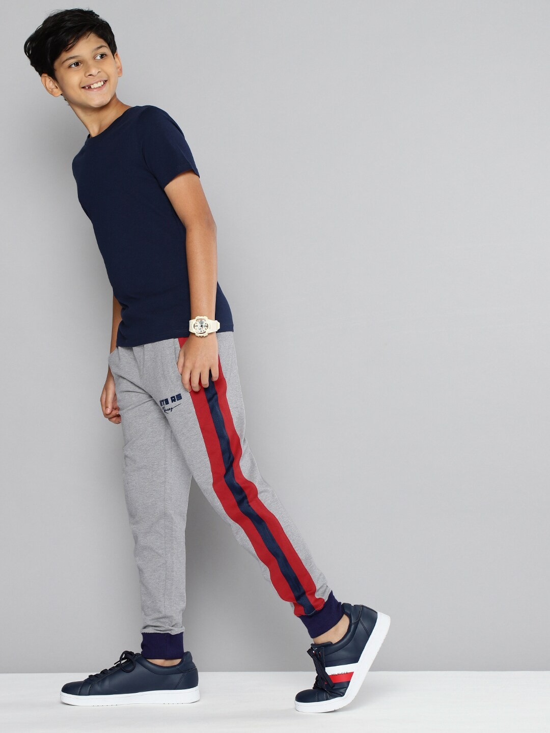 

YK Boys Grey Melange Side Striped Joggers