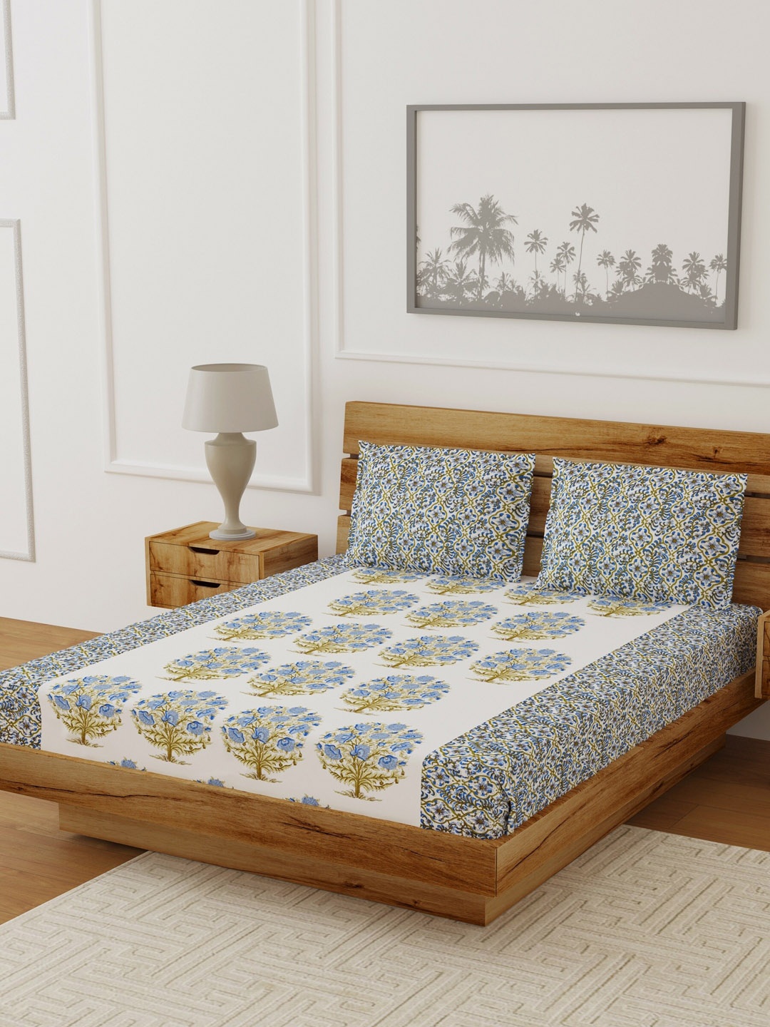 

LIVING ROOTS White & Blue Floral 144 TC Cotton 1 King Bedsheet with 2 Pillow Covers