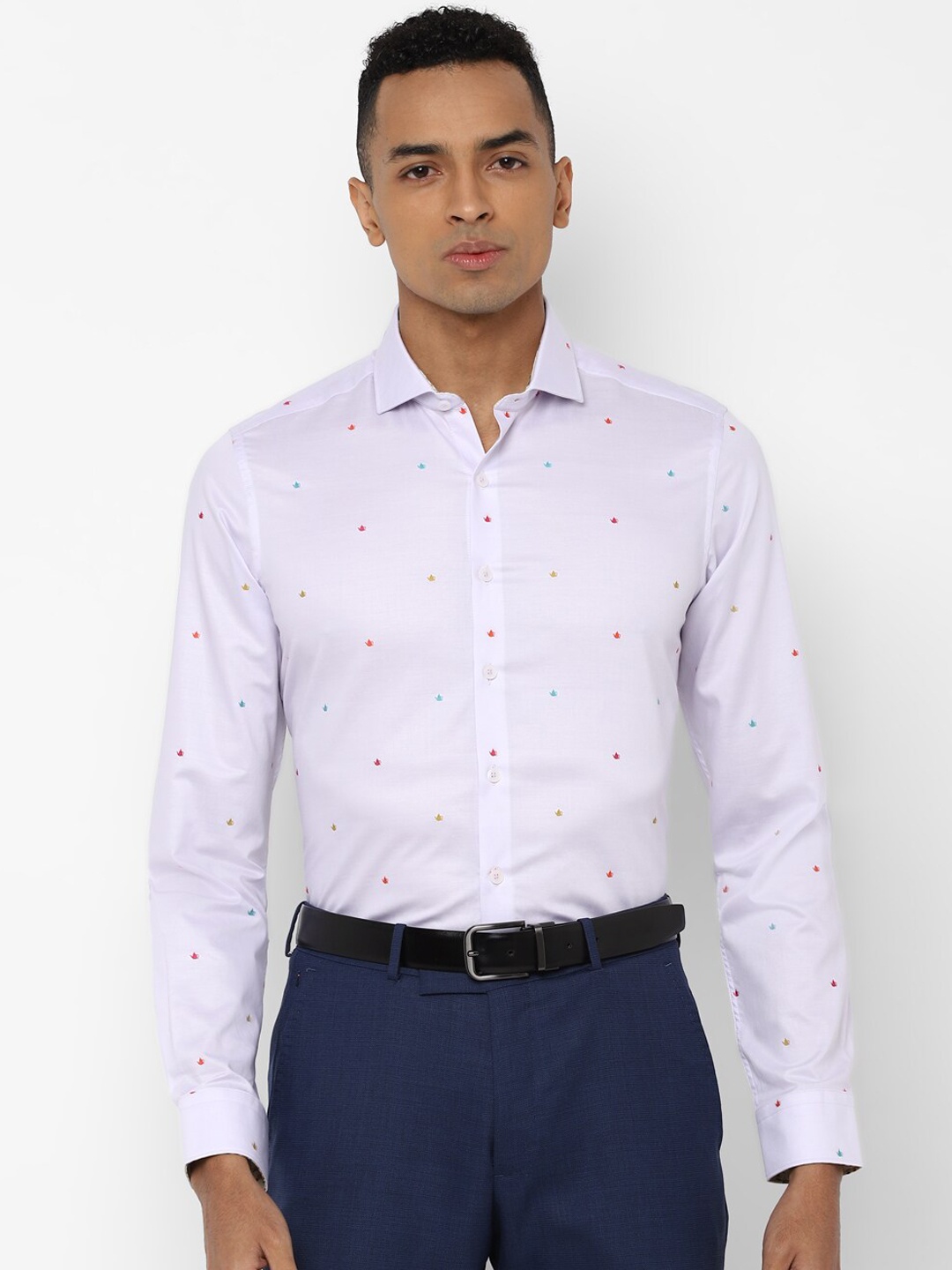

SIMON CARTER LONDON Men White Slim Fit Printed Casual Shirt
