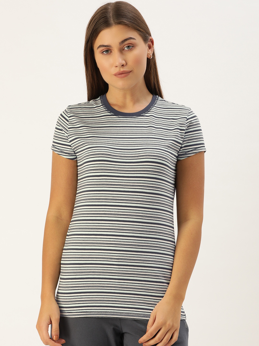 

Enamor Women Athleisure Navy Blue & Off-White Relaxed Fit Swing Tank Top