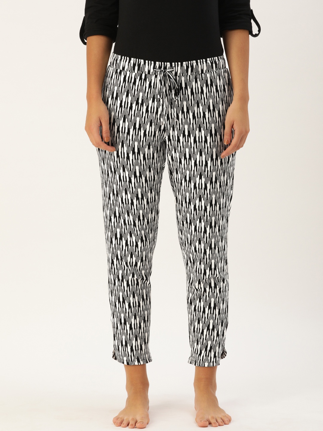 

Enamor Women Black White Ikat Print Relaxed Fit Shop in Pyjama Lounge Pants