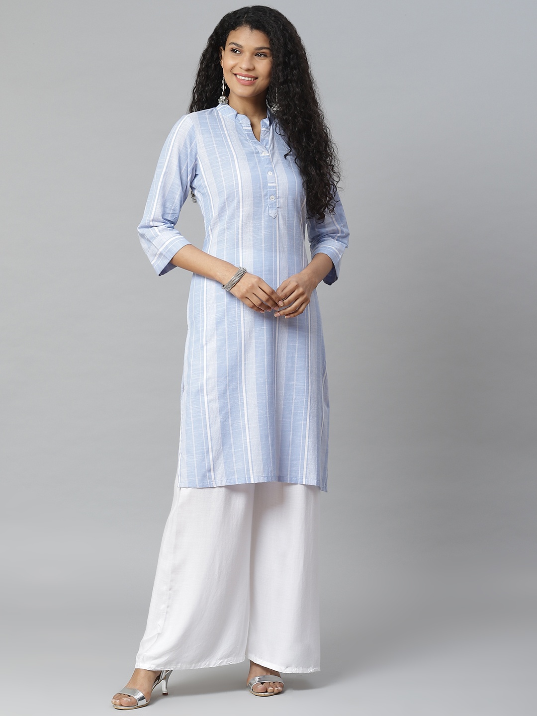 

Rangriti Women Blue & White Striped Pure Cotton Straight Kurta