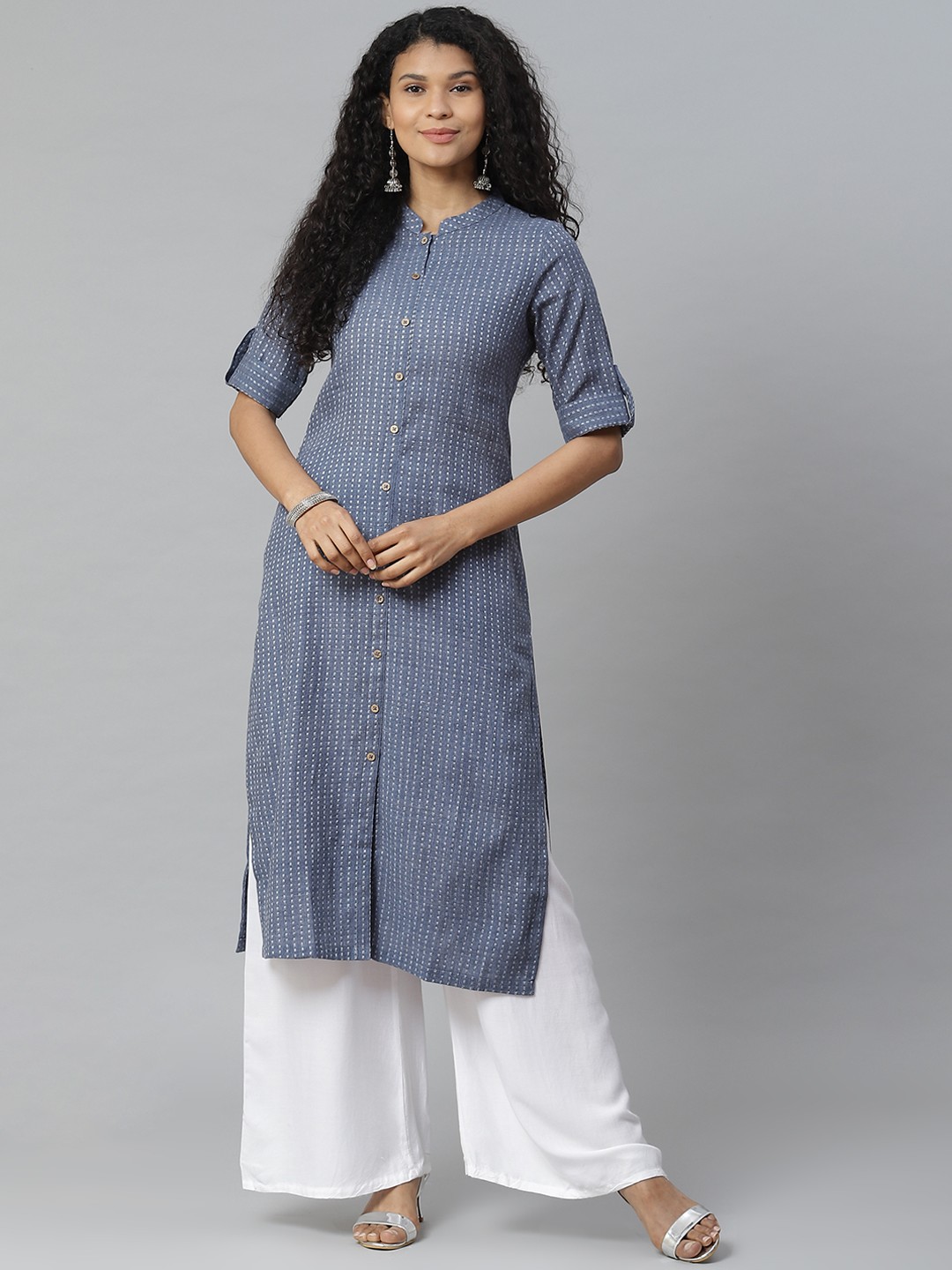 

Rangriti Women Blue & White Woven Design Straight Kurta