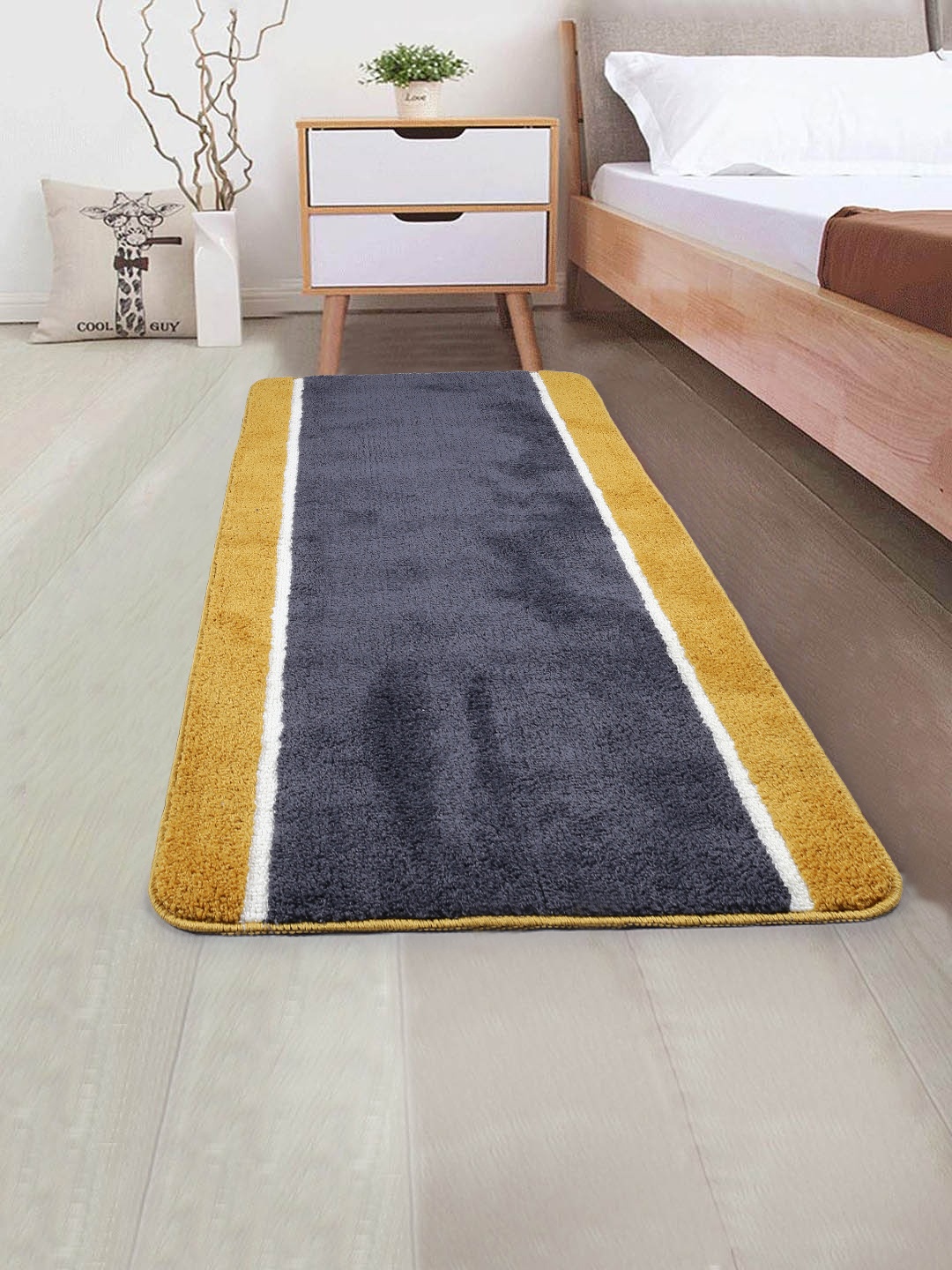 Saral Home Grey & Yellow Colourblocked Anti-Skid Bed Runner