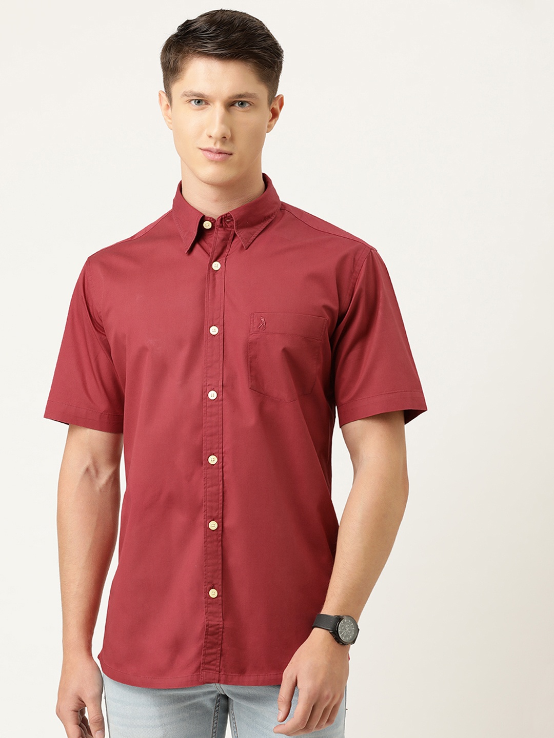 

Burnt Umber Men Red Solid Slim Fit Pure Cotton Casual Shirt