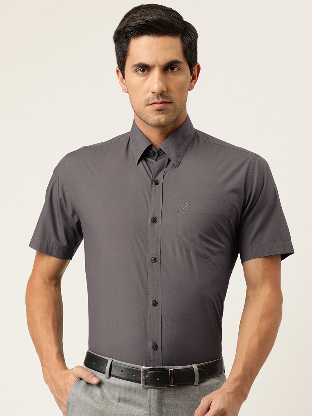 

Burnt Umber Men Grey Solid Pure Cotton Formal Shirt