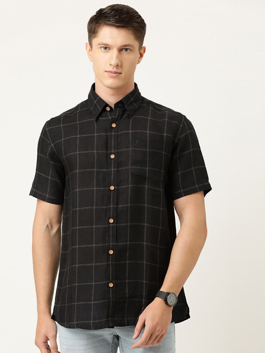 

Burnt Umber Men Black & White Linen Slim Fit Checked Casual Shirt
