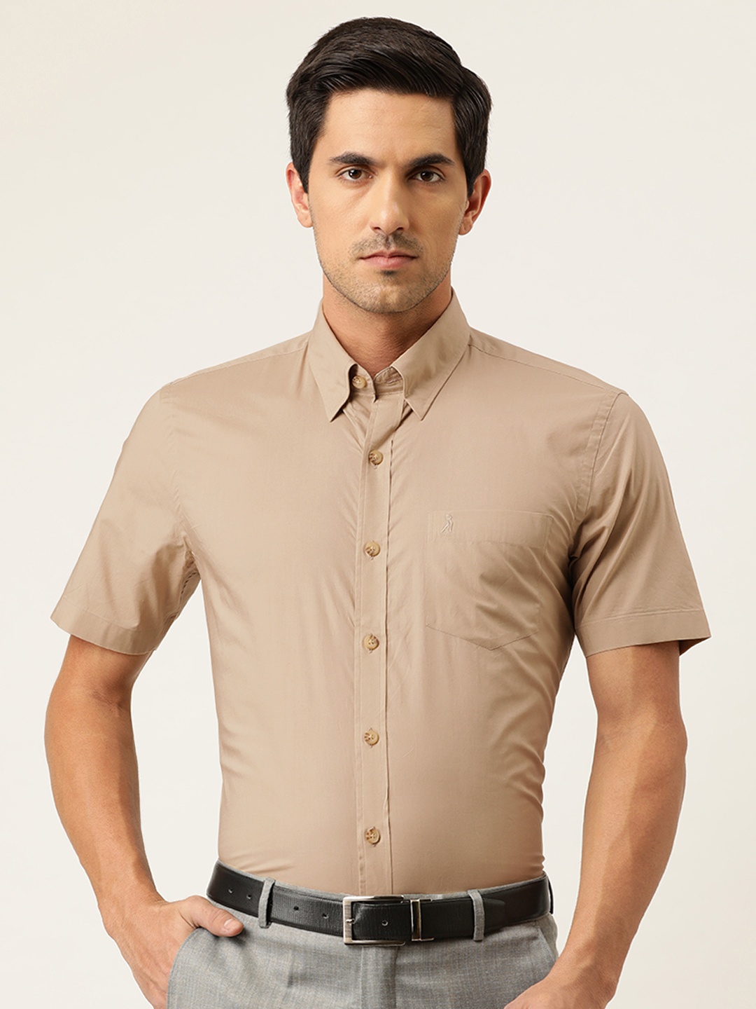 

Burnt Umber Men Beige Solid Slim Fit Pure Cotton Formal Shirt