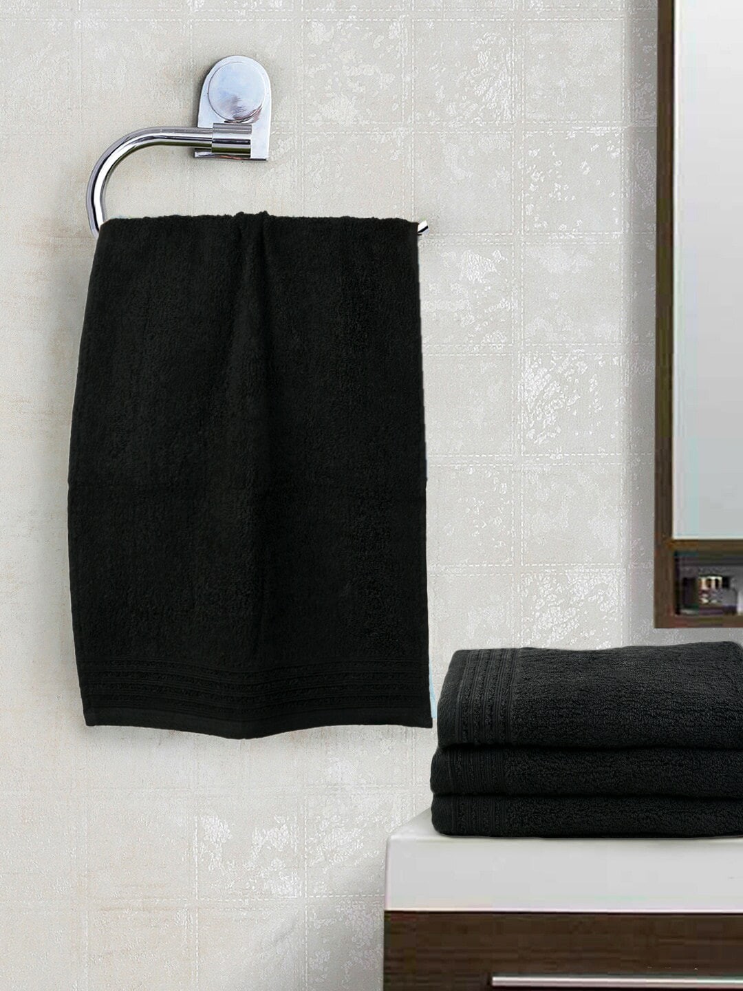 

SWHF Set of 5 Black Solid 600 GSM Hand Towels