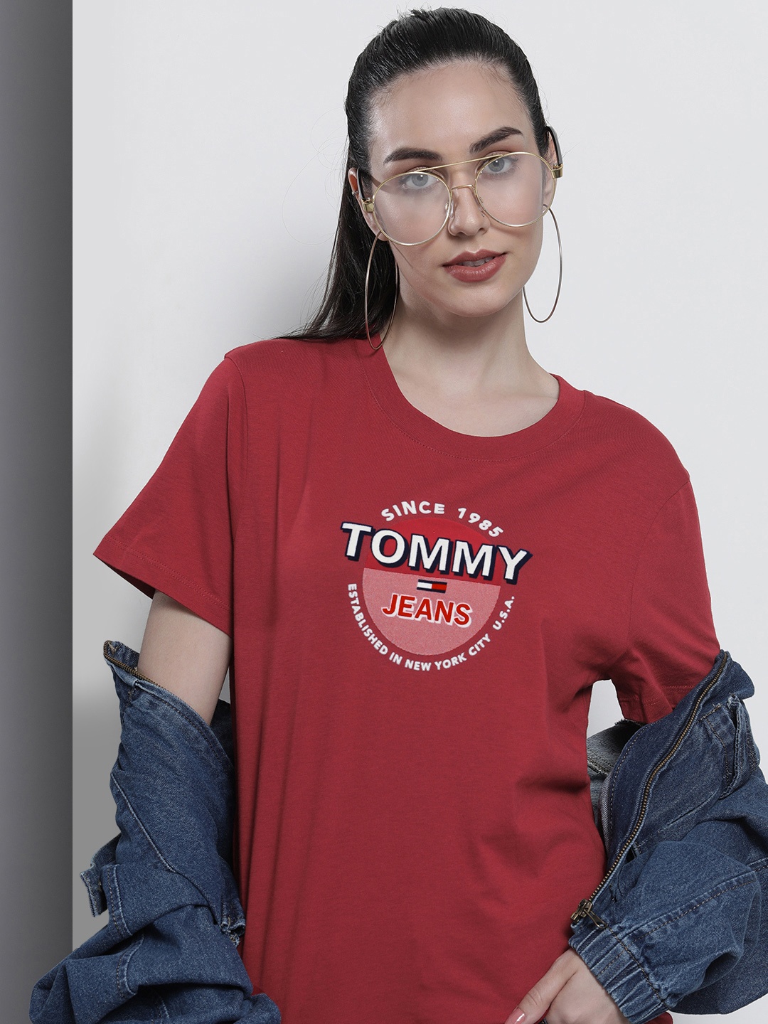 

Tommy Hilfiger Women Red & White Brand Logo Printed Pure Cotton T-shirt