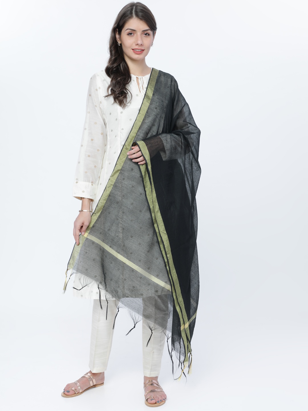 

Vishudh Women Black & Gold-Toned Solid Dupatta