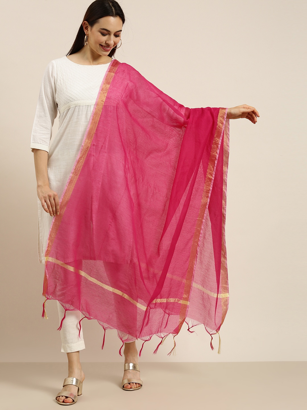 

Vishudh Women Fuchsia-Pink Solid Chanderi Dupatta