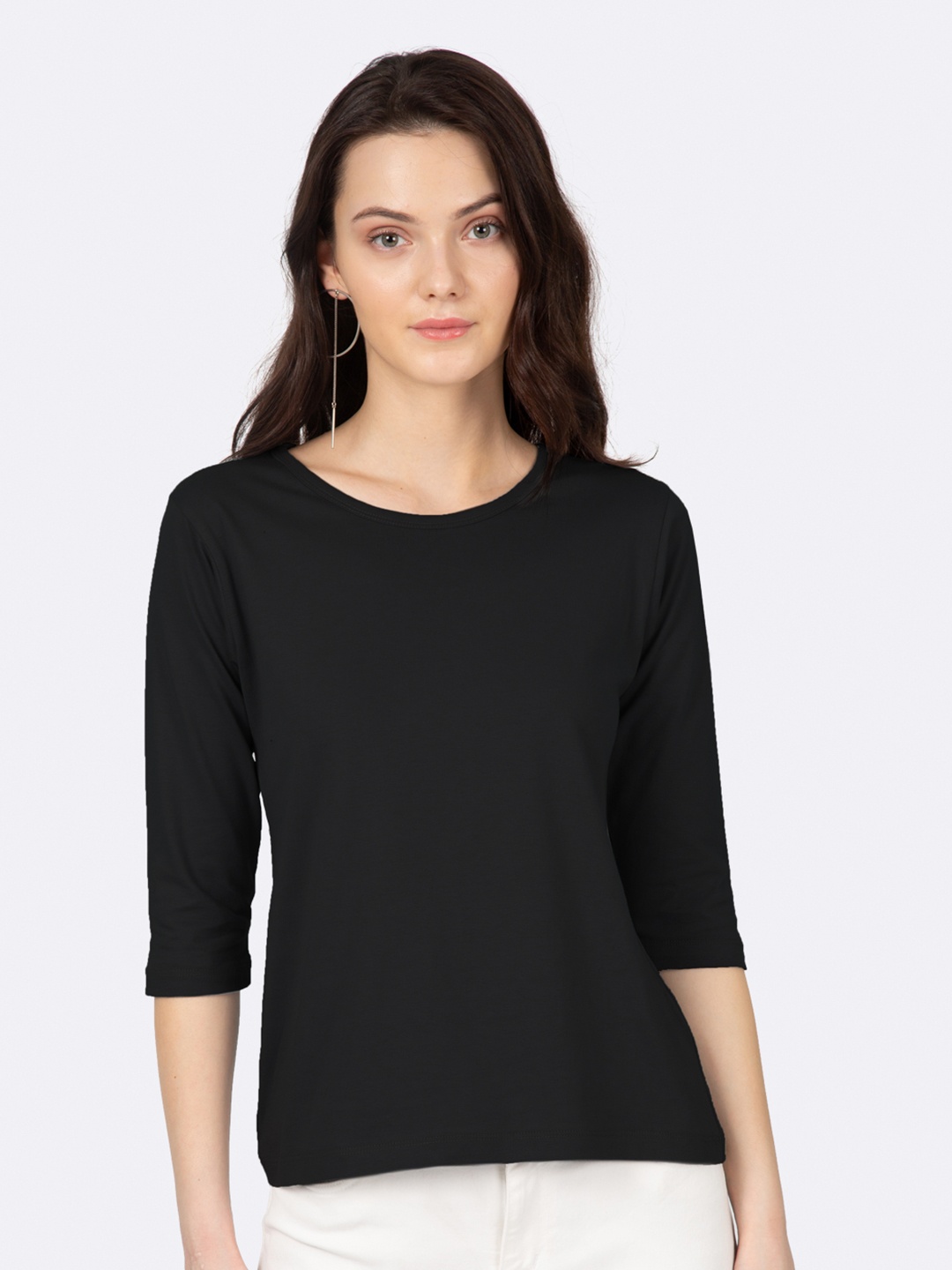 

Bewakoof Women Black Solid Round Neck Slim Fit T-shirt