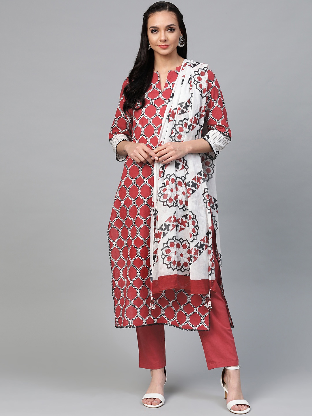 

Yuris Women Red & White Printed Kurta with Trousers & Dupatta