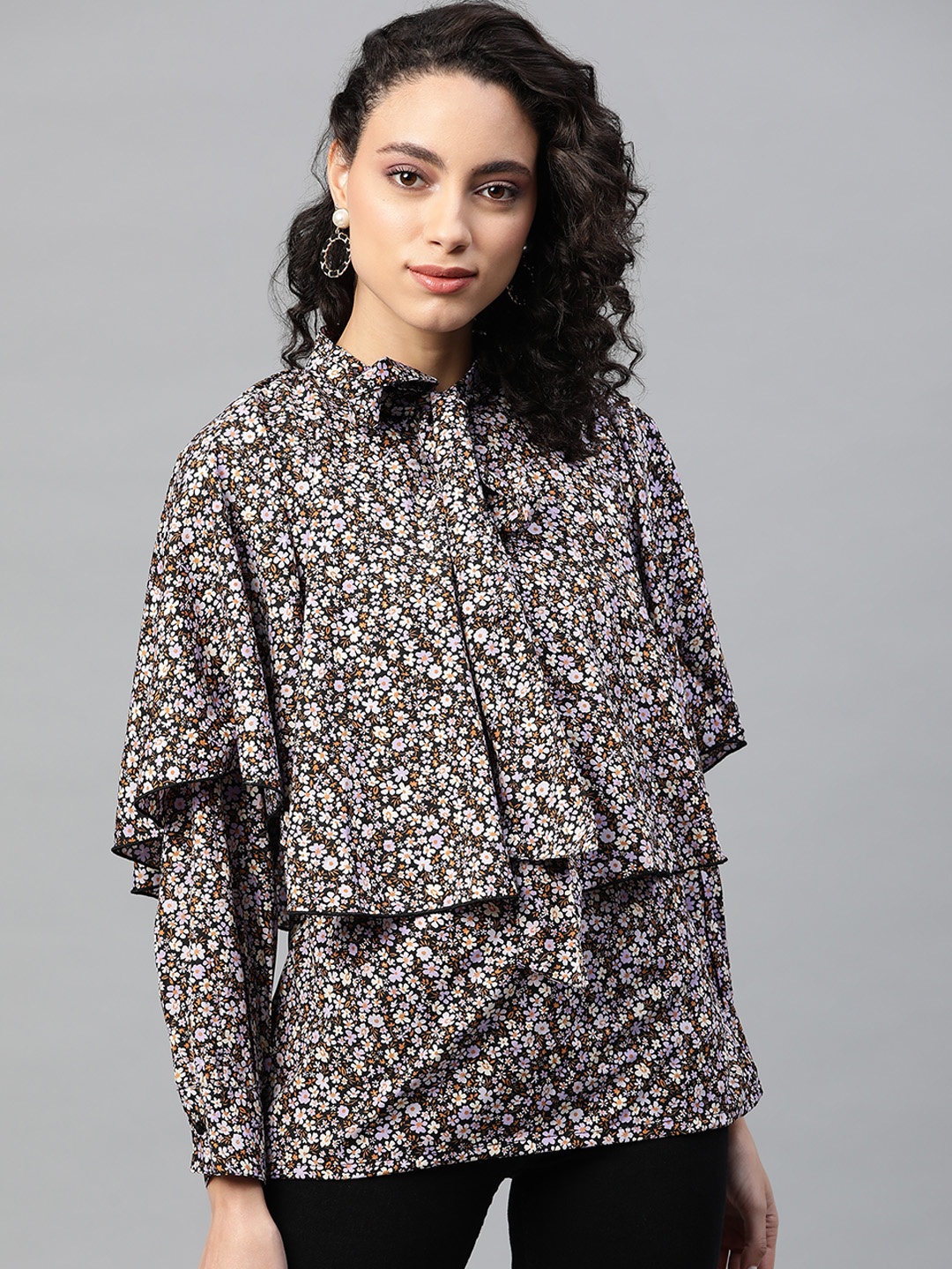 

plusS Women Black & Off-White Floral Print Cape Top