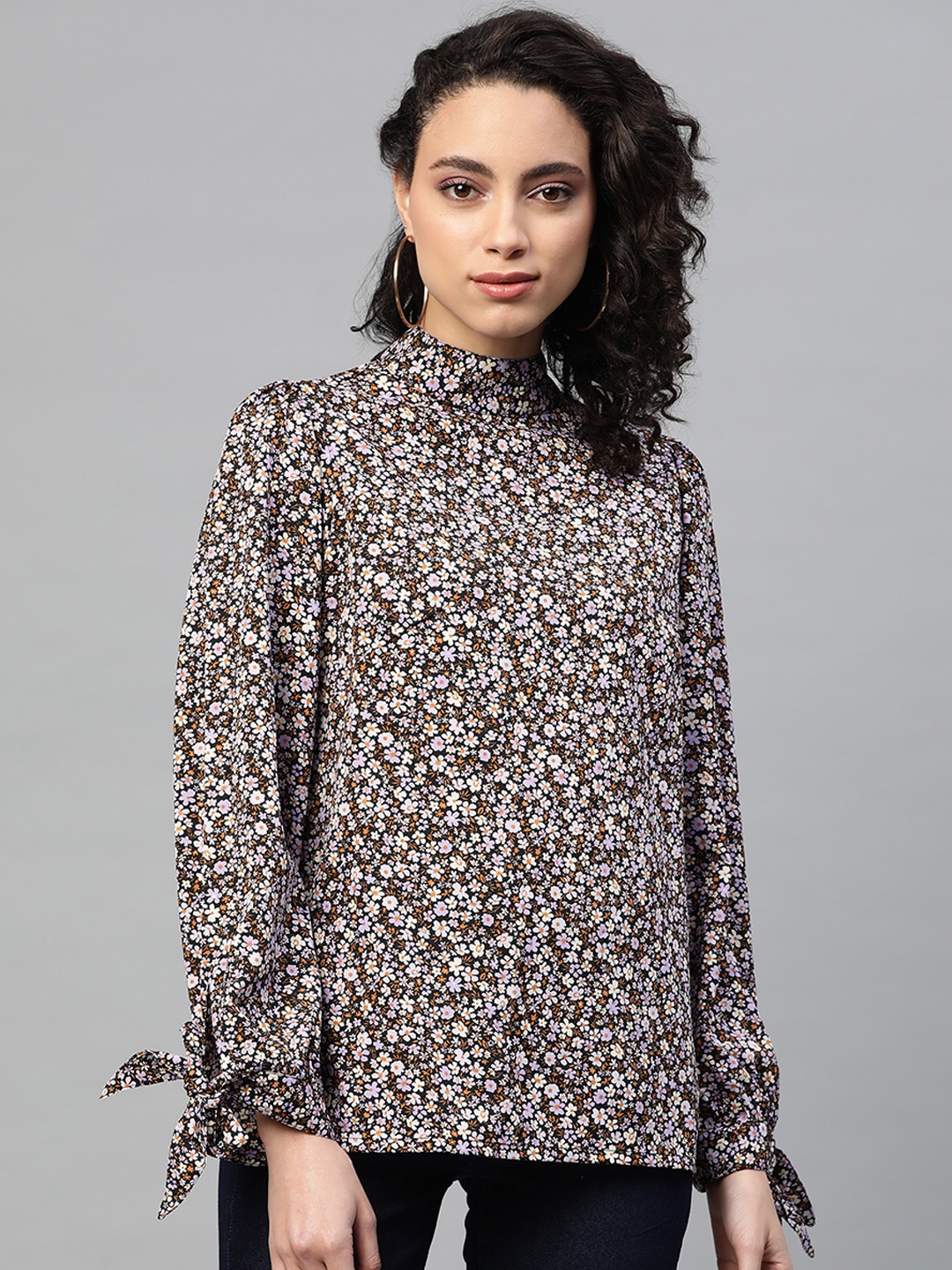 

plusS Women Black & Off-White Floral Print Top