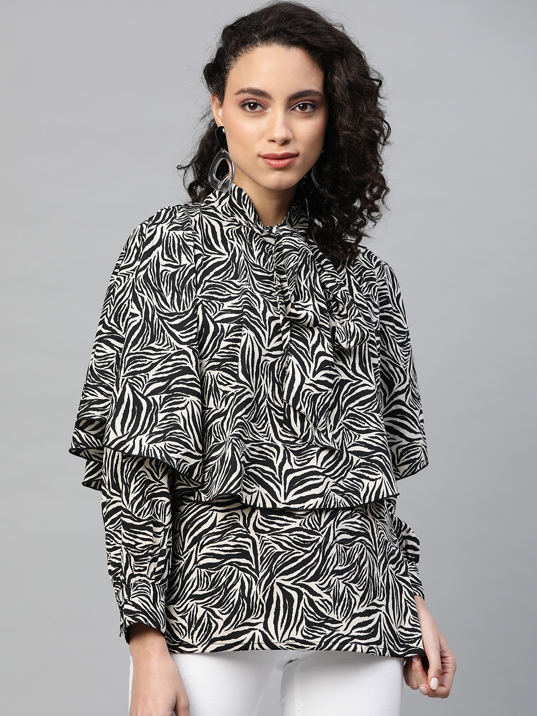 

plusS Women Black & Off-White Printed Cape Top