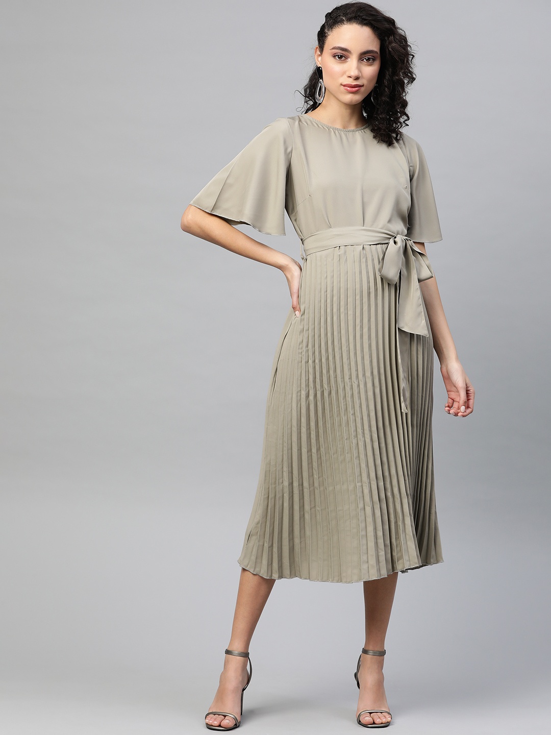 

plusS Women Olive Green Accordion Pleated Midi A-Line Dress with Belt
