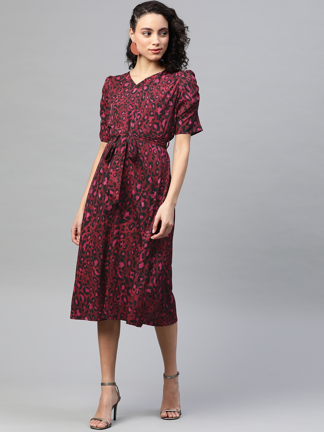 

plusS Women Burgundy & Black Leopard Print Midi A-Line Dress with Belt