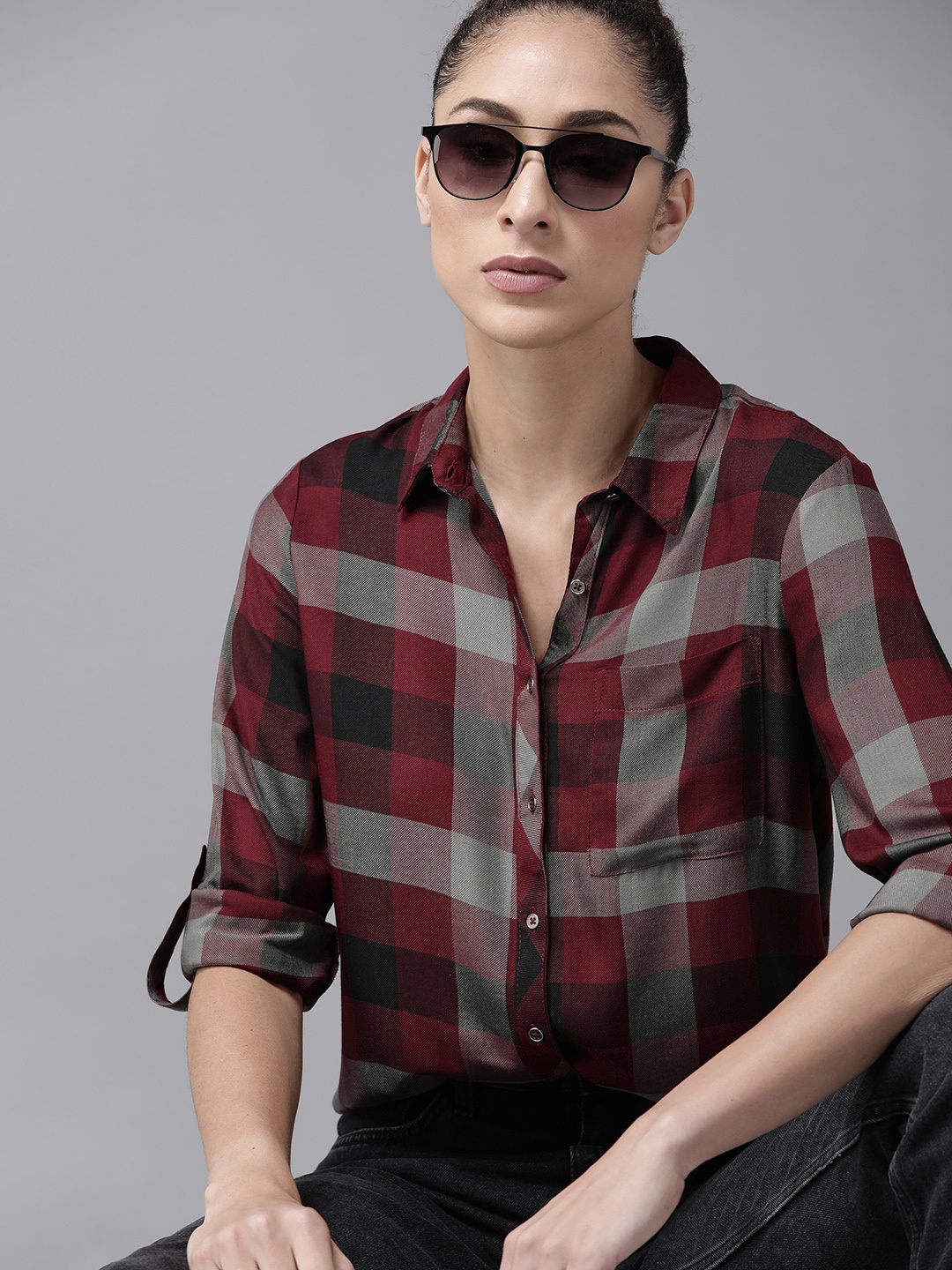 

The Roadster Lifestyle Co Women Maroon EcoVero Buffalo Checks Casual Shirt
