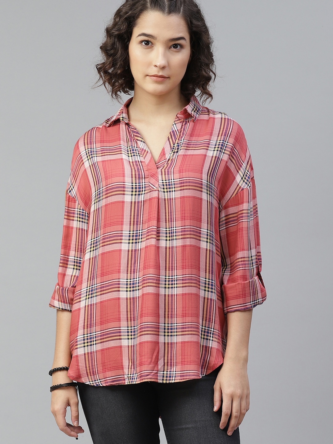 

The Roadster Lifestyle Co Coral Pink Checked Roll-Up Sleeves Shirt Style Sustainable Top