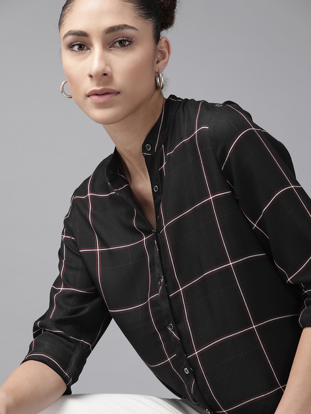 

Roadster Women Black Maroon EcoVero Windowpane Checks Casual Shirt