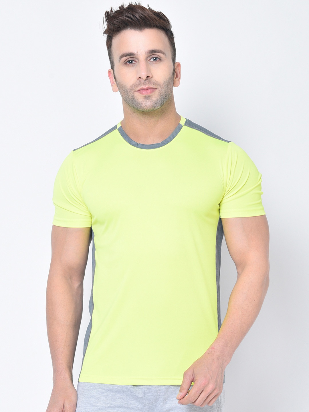 

CHKOKKO Men Fluorescent Green Grey Colourblocked Round Neck Gym T -Shirt