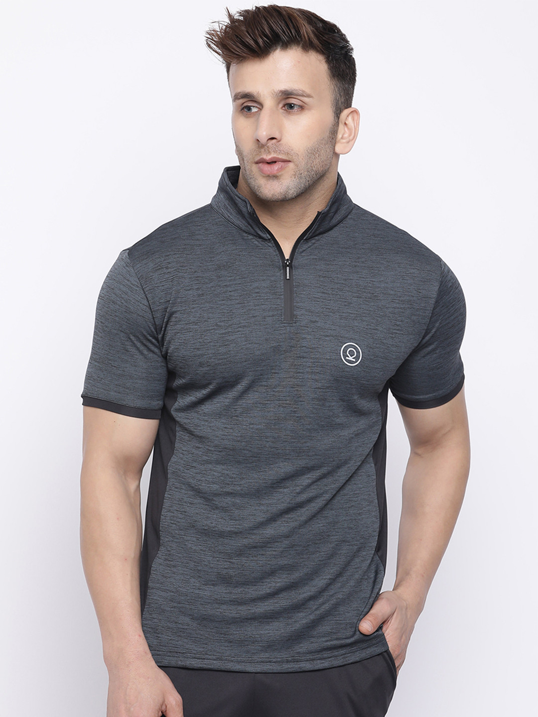 

Chkokko Men Grey Solid High Neck Gym T -Shirt