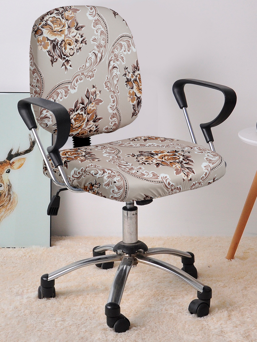 

Cortina Grey & White Floral Print Chair Cover