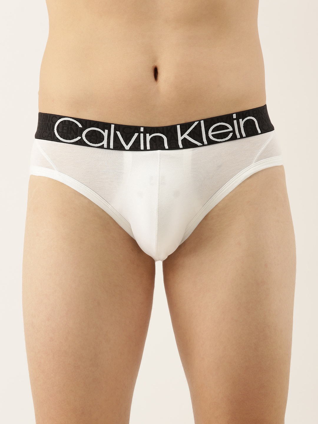 

Calvin Klein Underwear Men White Solid Briefs NB2681100