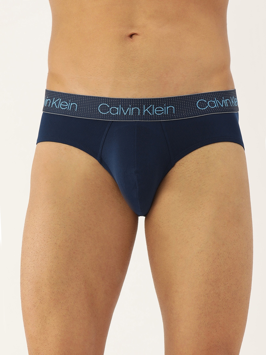 

Calvin Klein Underwear Men Navy Blue Solid Briefs NB2752DYC