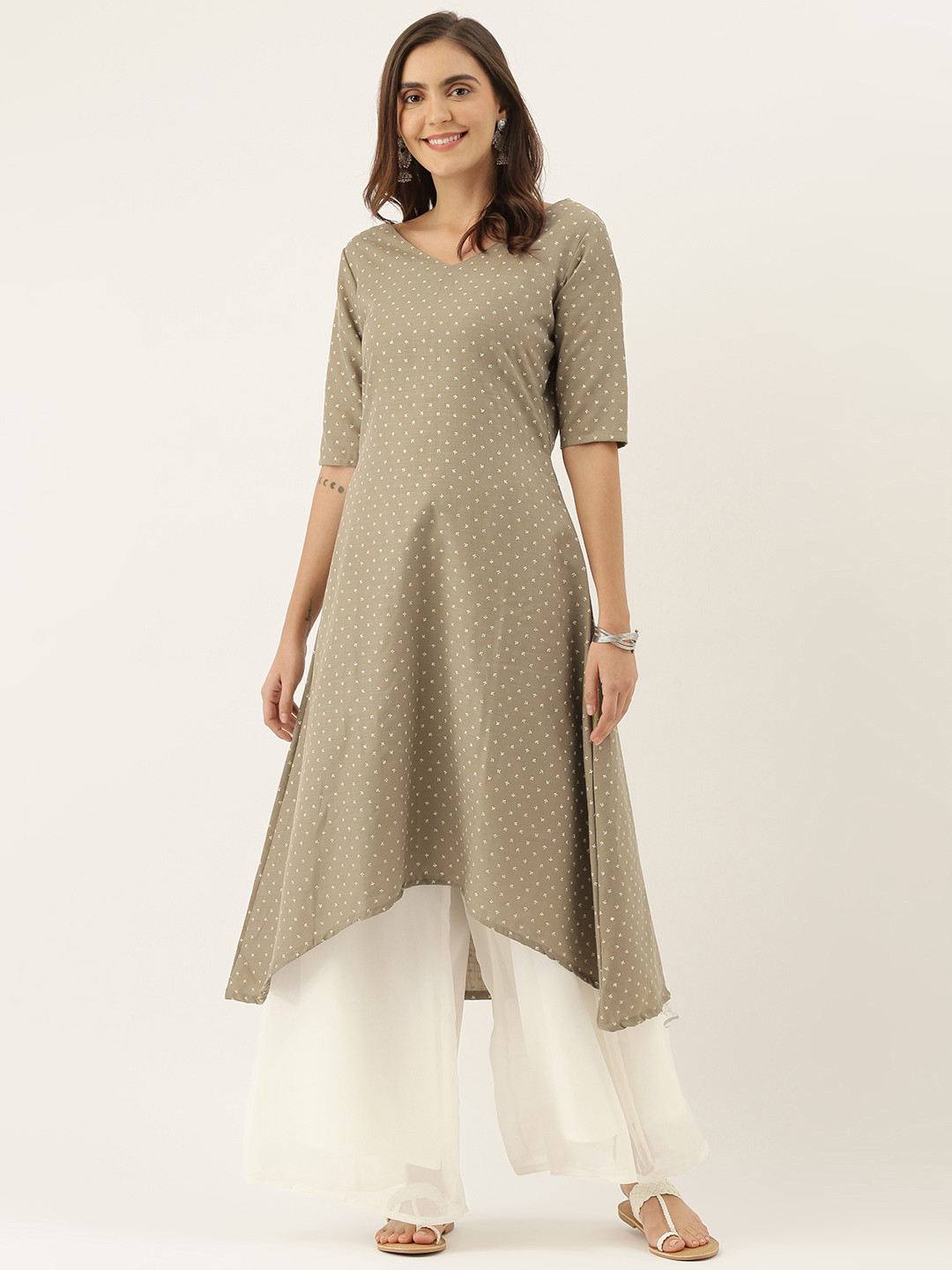 

Ethnovog Women Grey White Printed Made To Measure Kurta with Palazzos