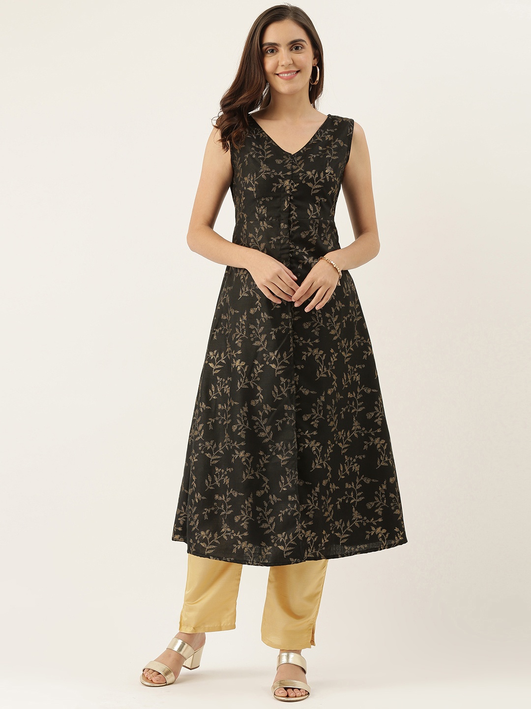 

Ethnovog Women Black Printed A-Line Kurta