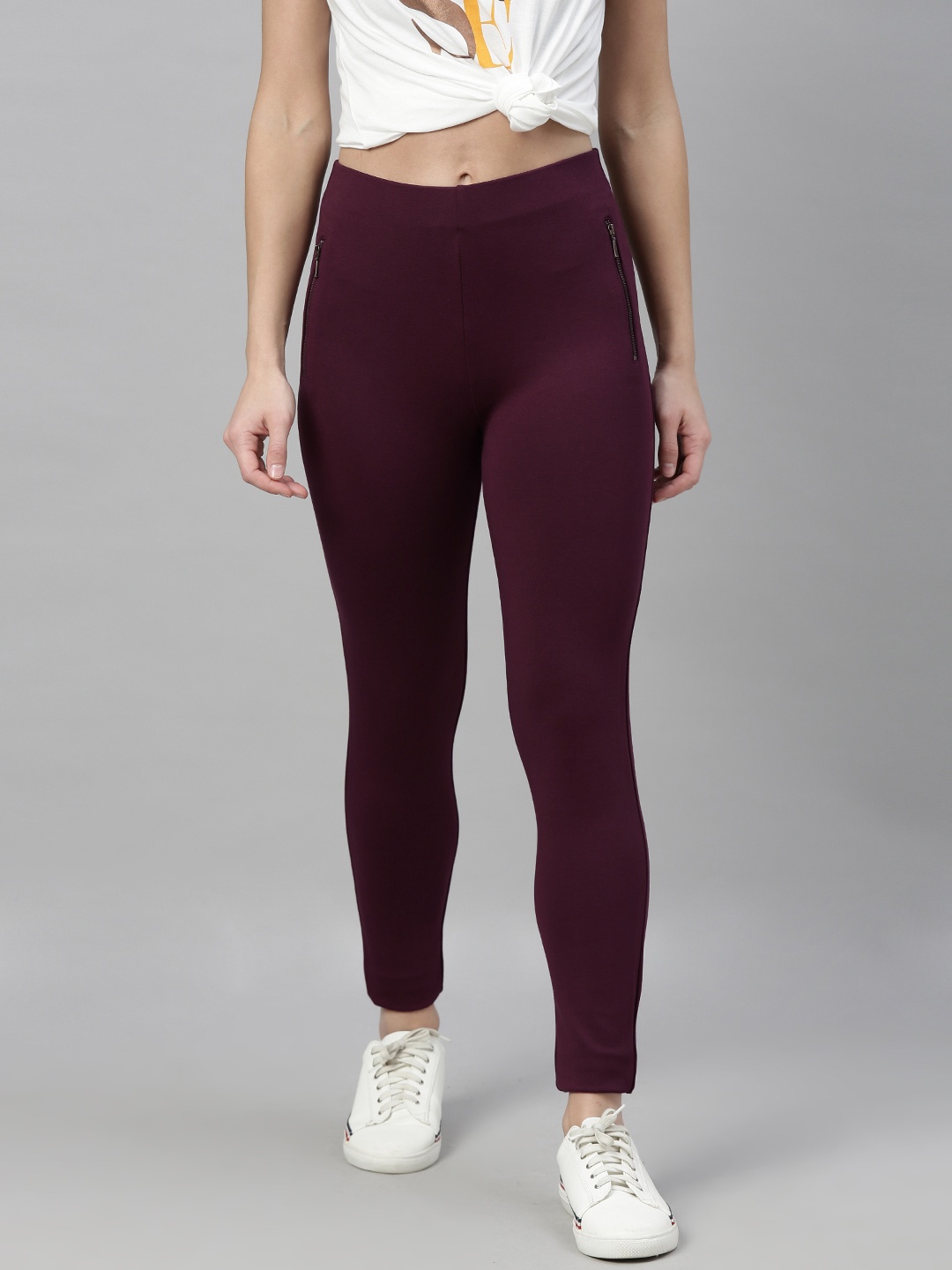 

Vero Moda Burgundy Solid Jeggings