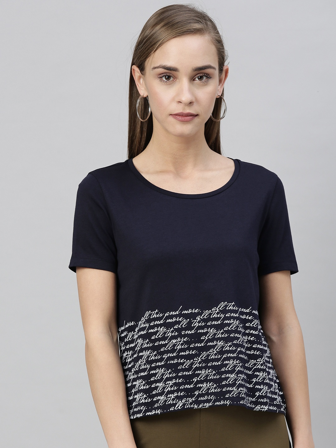 

Vero Moda Women Navy Blue Printed Round Neck T-shirt